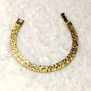 Vintage Women's Gold Plated Textured Bracelet